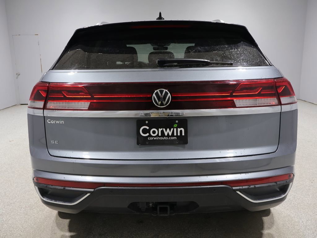 Used 2025 Volkswagen Atlas Cross Sport SE video 3