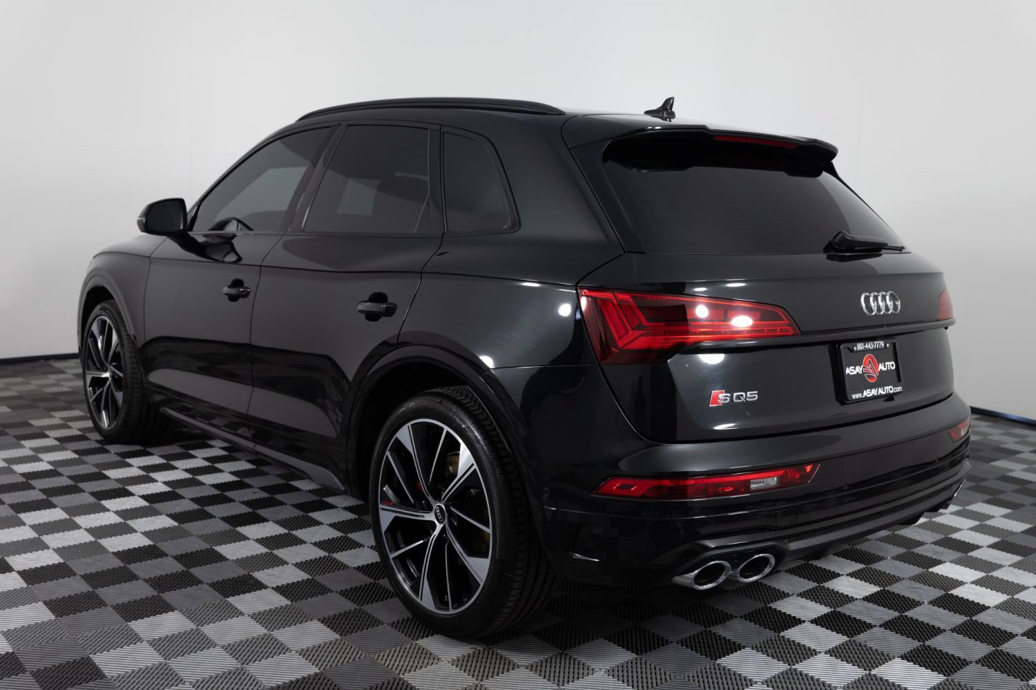 Used 2021 Audi SQ5 Prestige w/ Prestige Package AWD/4WD image 5