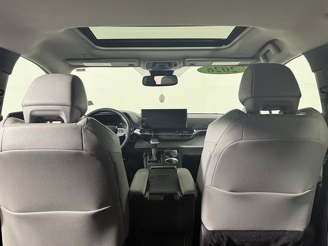 Certified 2026 Toyota Sienna XLE AWD/4WD image 11