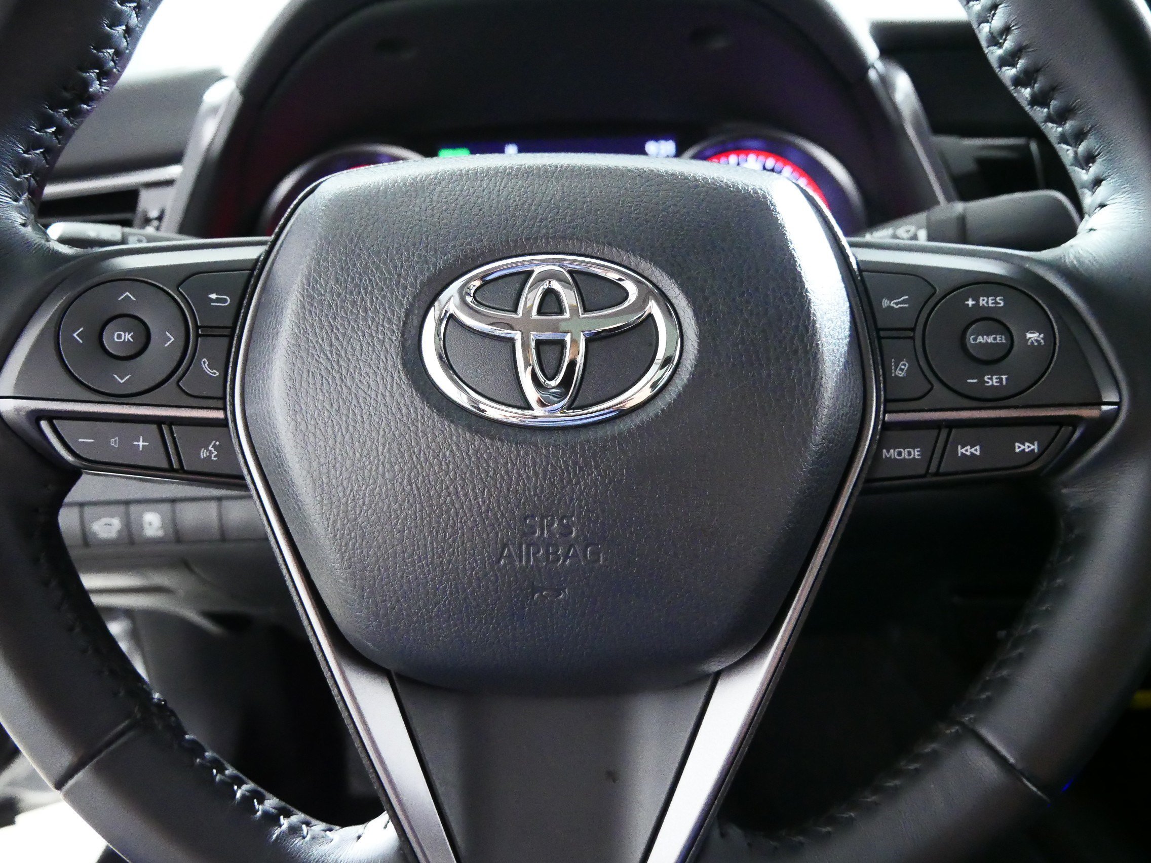 Used 2023 Toyota Camry XSE FWD image 25