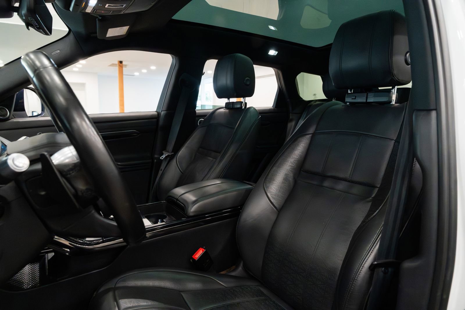 Used 2020 Land Rover Range Rover Evoque R-Dynamic HSE AWD/4WD image 15