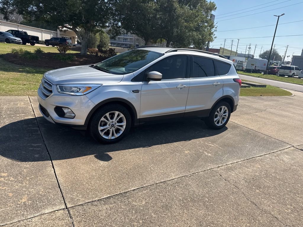 Used 2019 Ford Escape SEL image 5