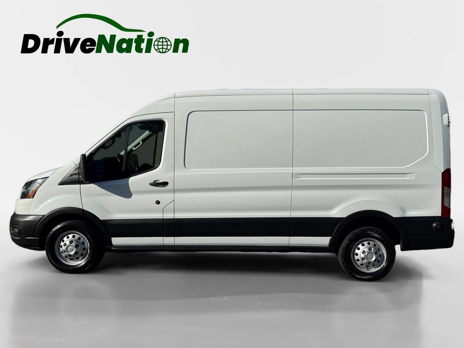 Used 2020 Ford Transit 250 Medium Roof AWD w/ Load Area Protection Package image 8