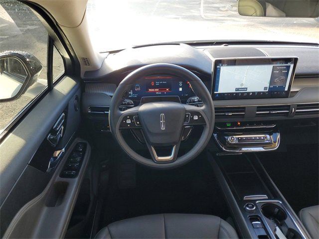 Used 2024 Lincoln Corsair FWD w/ Equipment Group 102A image 27