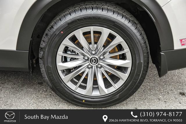 Certified 2024 MAZDA CX-90 Plug-In Hybrid w/ Preferred AWD/4WD image 10