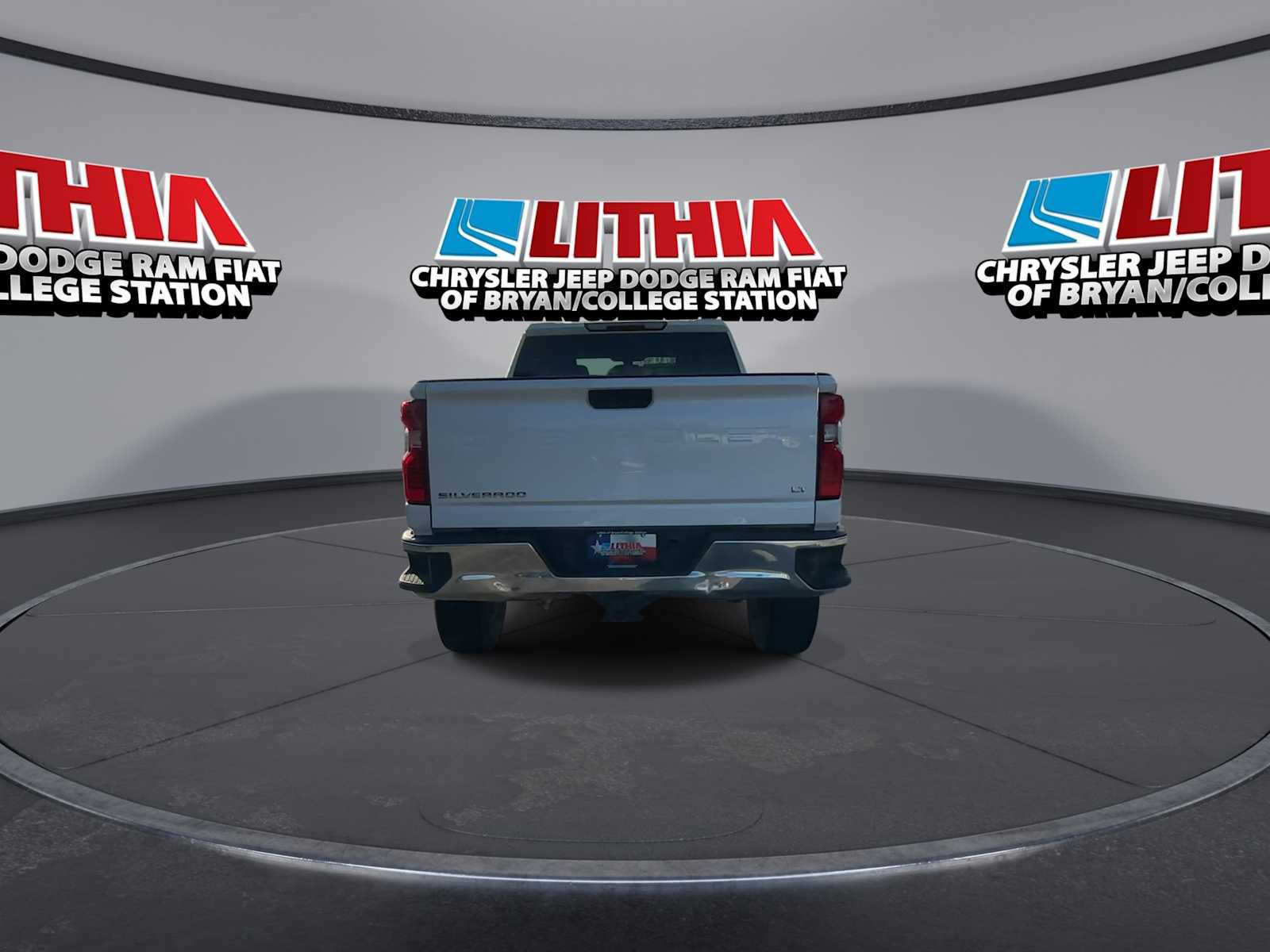 Used 2023 Chevrolet Silverado 2500 LT w/ Convenience Package image 7