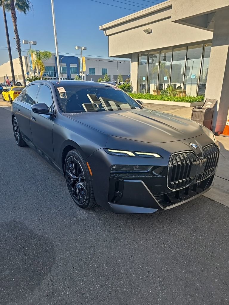 Used 2026 BMW 740i w/ Premium Package image 2