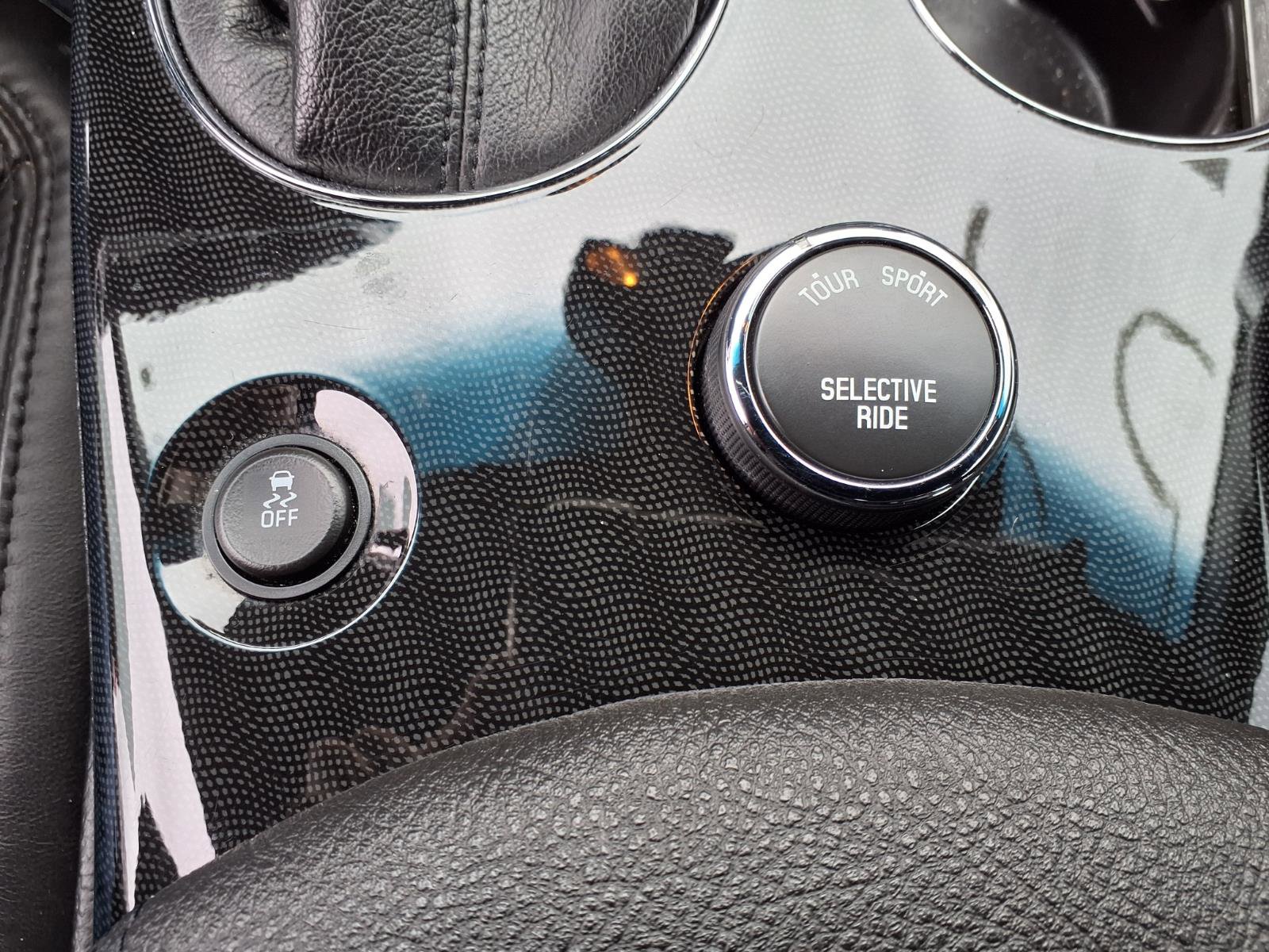 Used 2013 Chevrolet Corvette Grand Sport w/ 2LT Preferred Equipment Group image 23