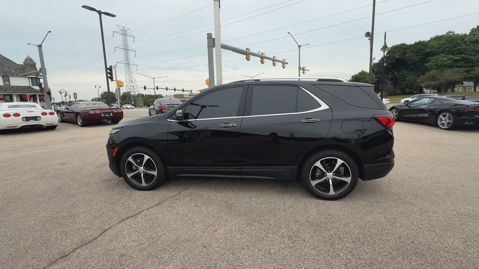Certified 2023 Chevrolet Equinox Premier AWD/4WD image 5