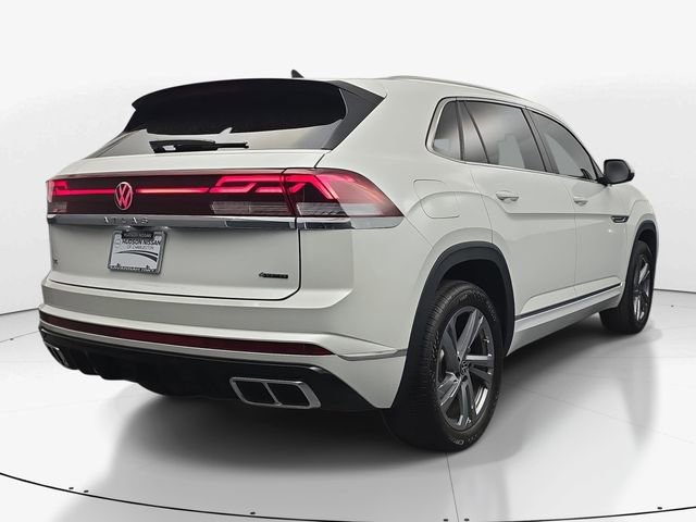 Used 2024 Volkswagen Atlas Cross Sport SEL R-Line AWD/4WD image 10