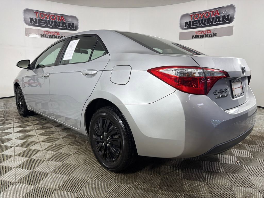 Used 2016 Toyota Corolla L FWD image 5