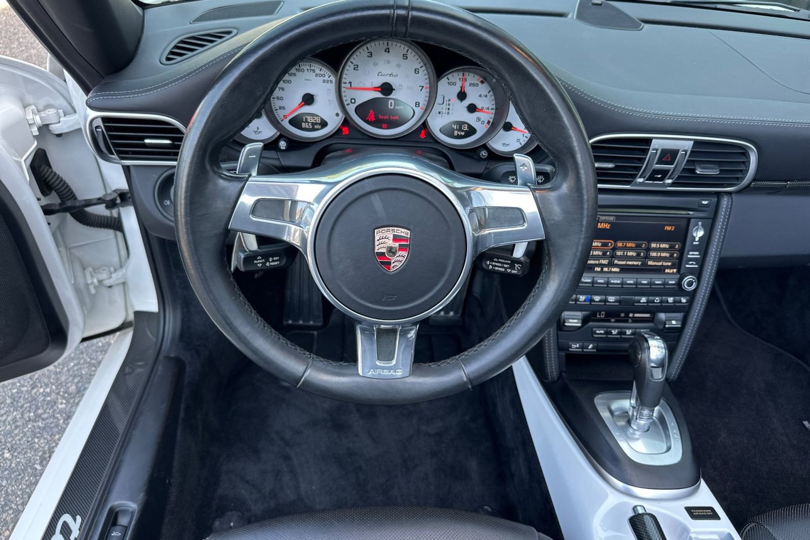 Used 2011 Porsche 911 Turbo image 17