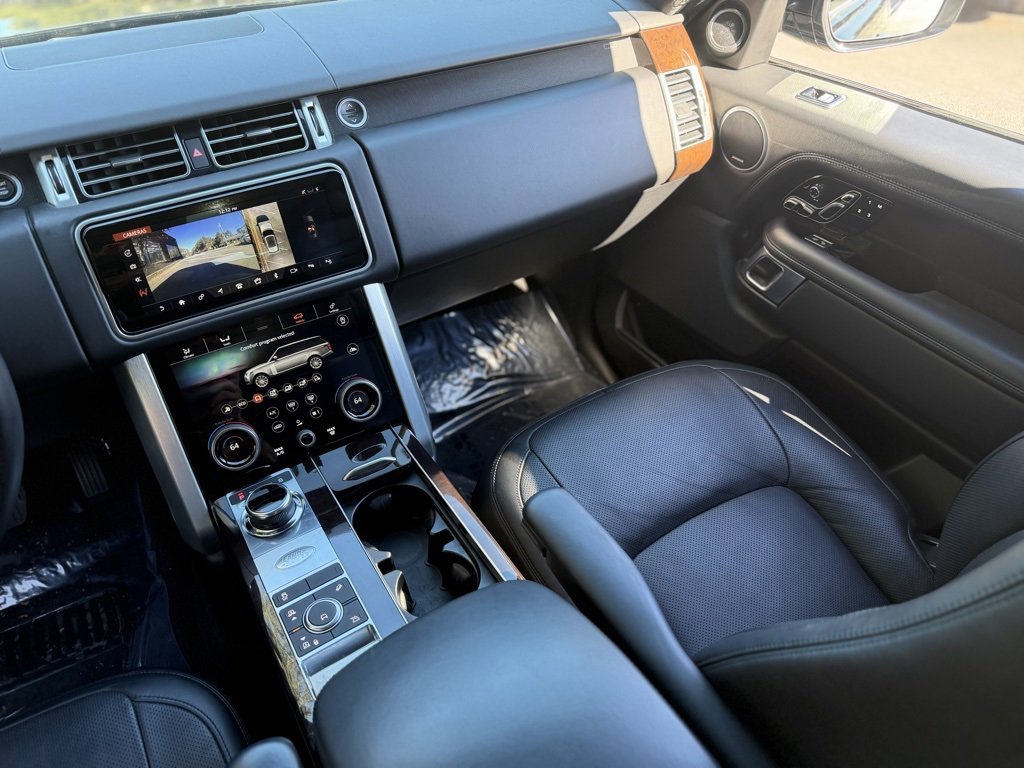 Used 2019 Land Rover Range Rover Supercharged image 40