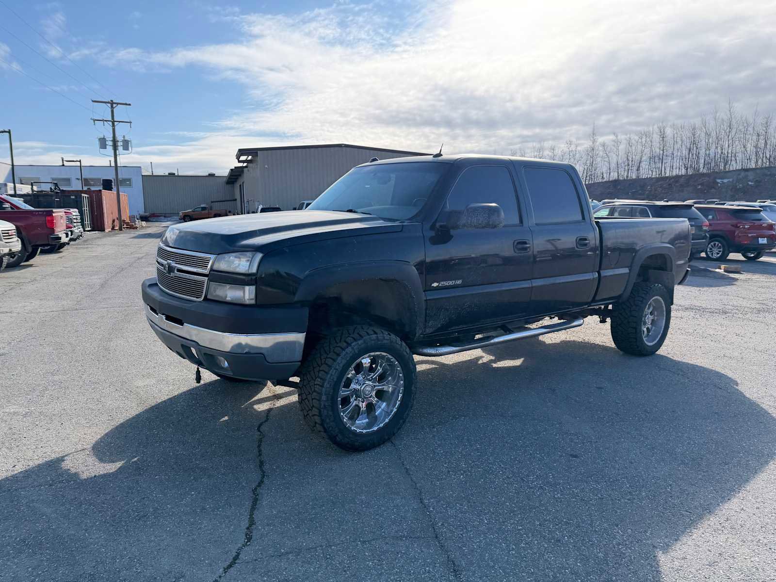 Used 2005 Chevrolet Silverado 2500 LT w/ Skid Plate Package image 2