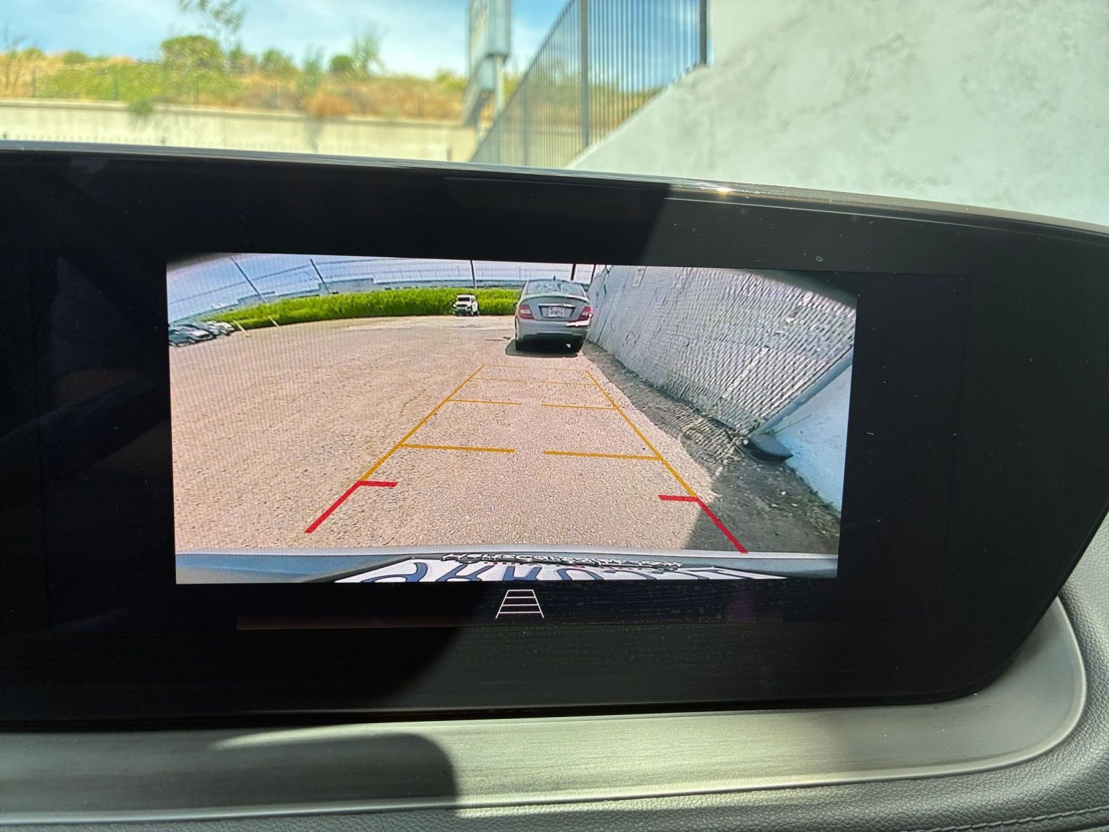 Used 2025 Buick Encore GX Preferred image 22