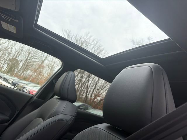 Used 2025 Subaru Forester Limited image 40