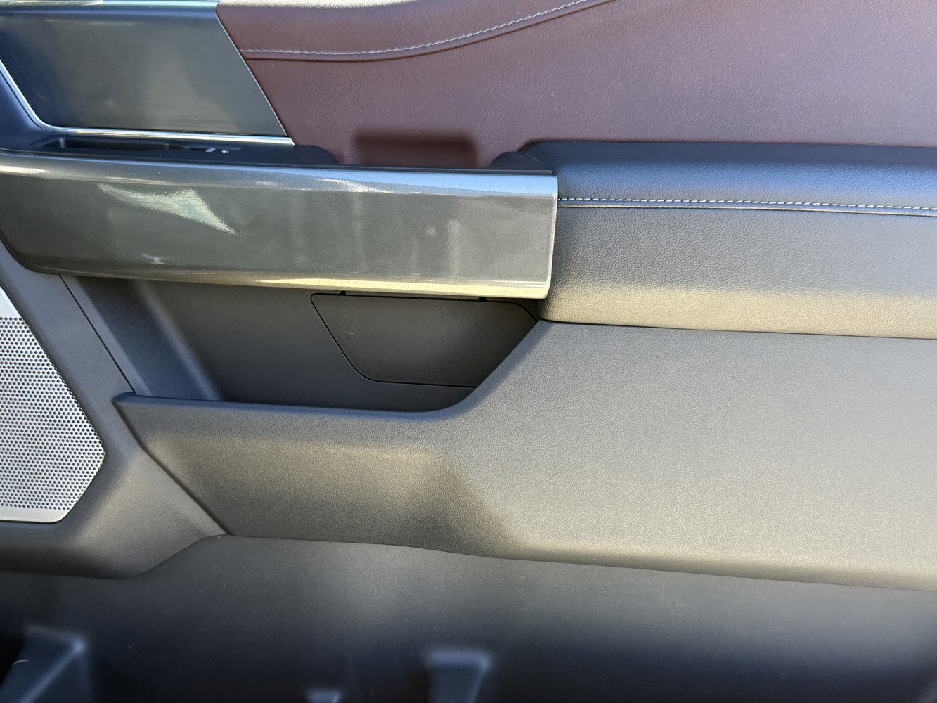 Used 2023 Ford F150 Lariat w/ Max Trailer Tow Package image 31