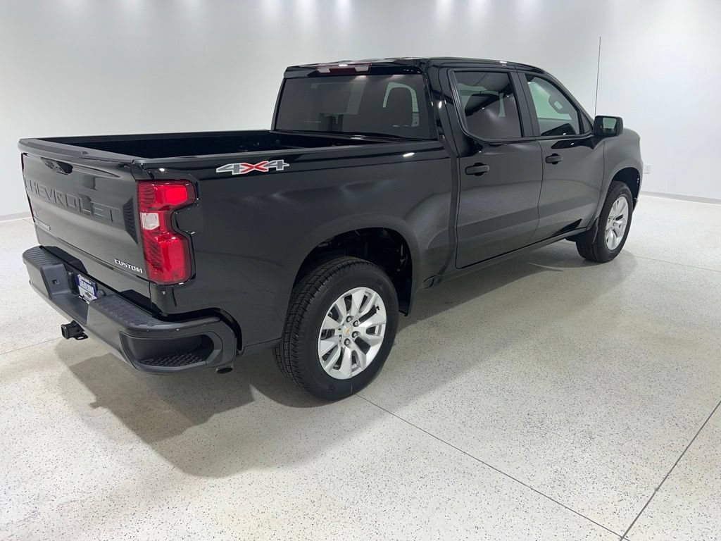 New 2026 Chevrolet Silverado 1500 Custom AWD/4WD image 5
