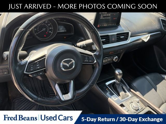 Used 2017 MAZDA MAZDA3 Touring image 11