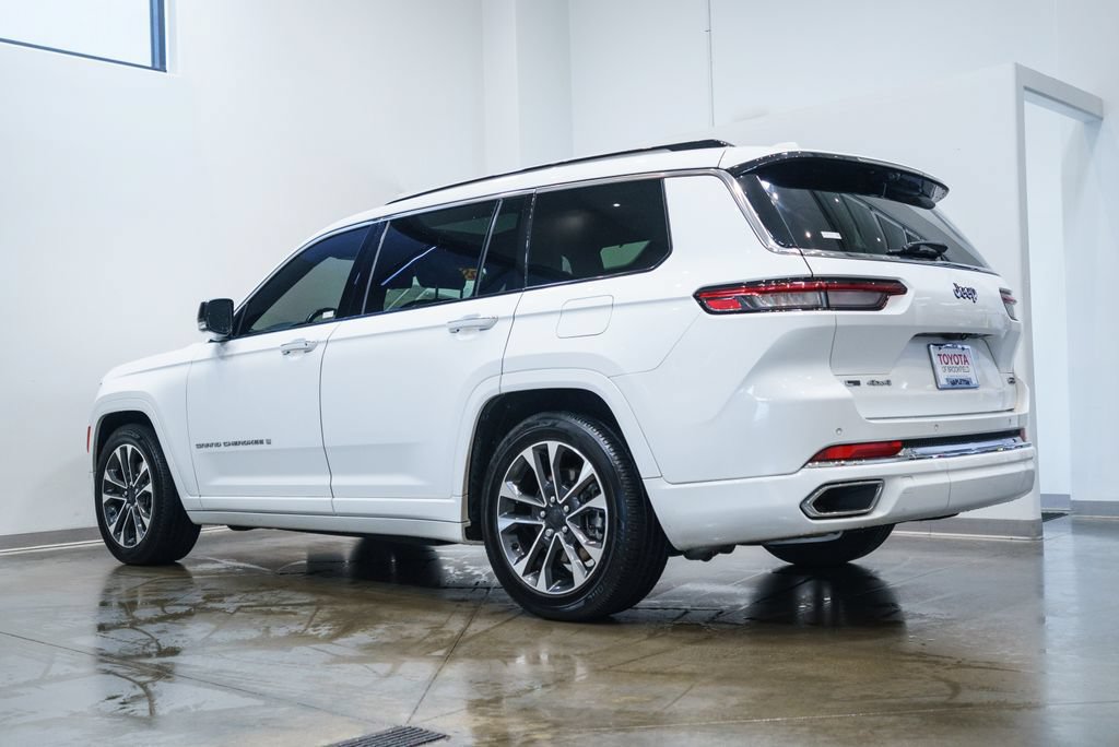 Used 2022 Jeep Grand Cherokee L Overland w/ Luxury Tech Group IV AWD/4WD image 7