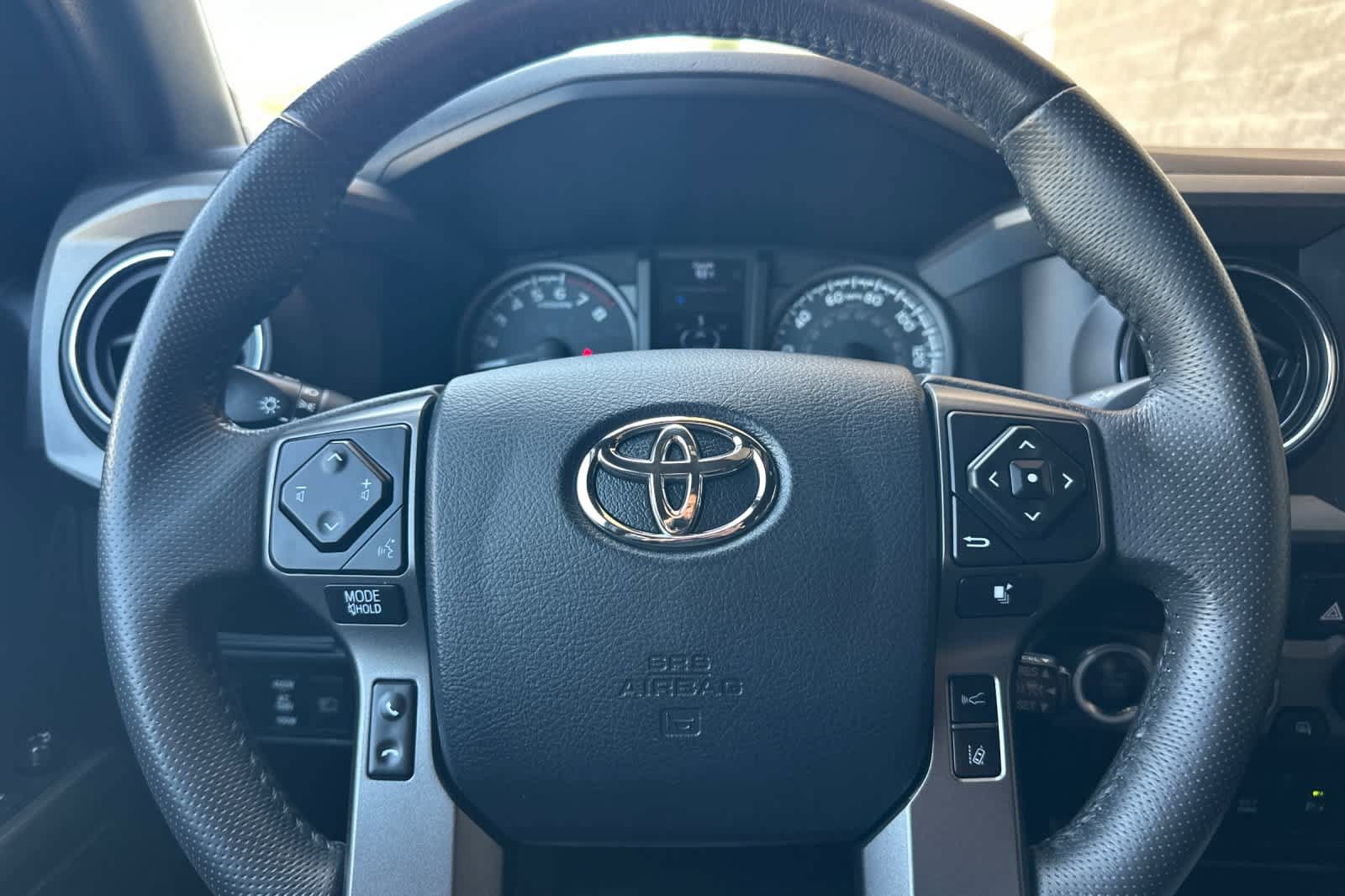 Used 2019 Toyota Tacoma TRD Off-Road AWD/4WD image 22