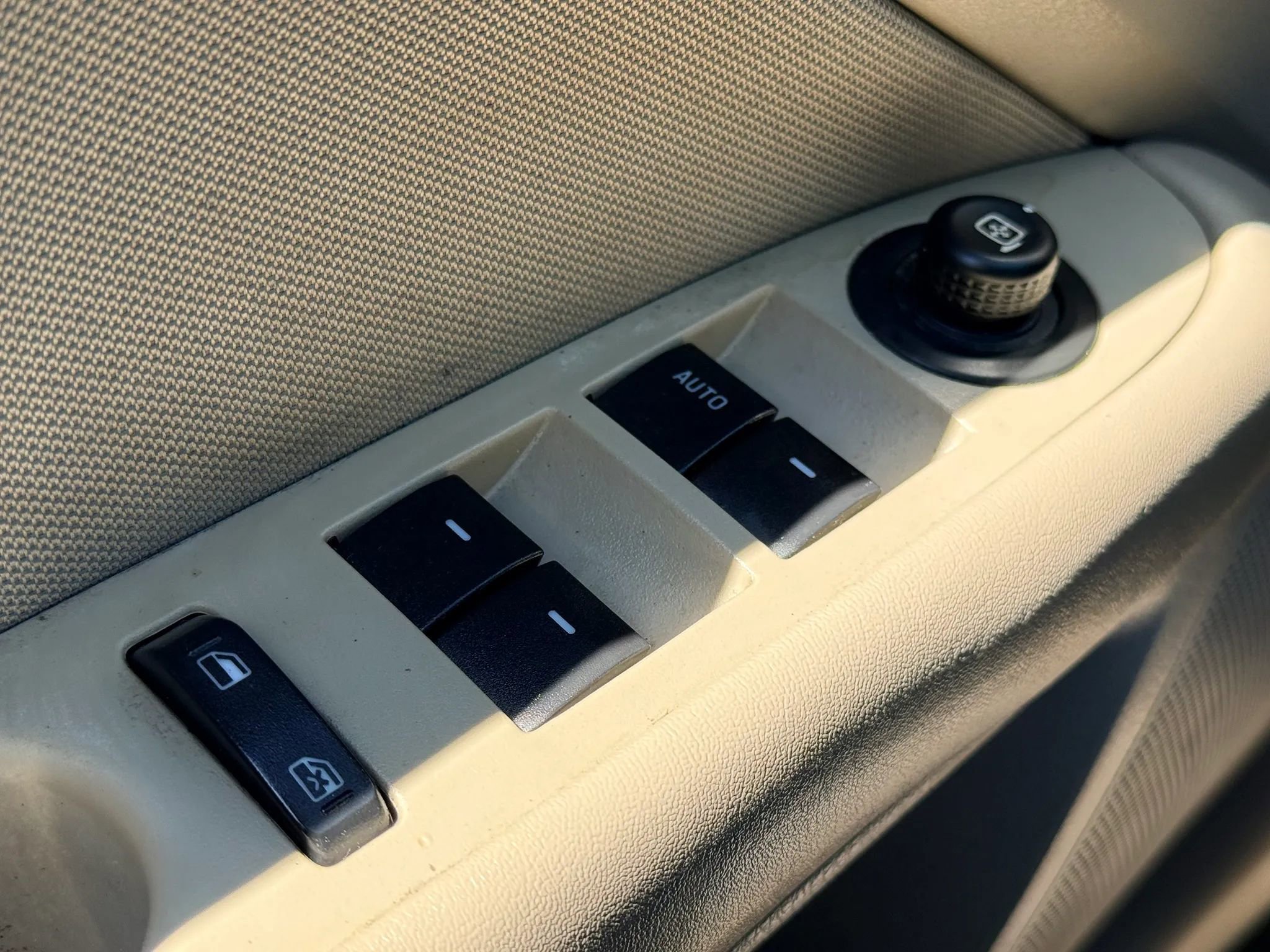 Used 2012 Ford Fusion SE image 23