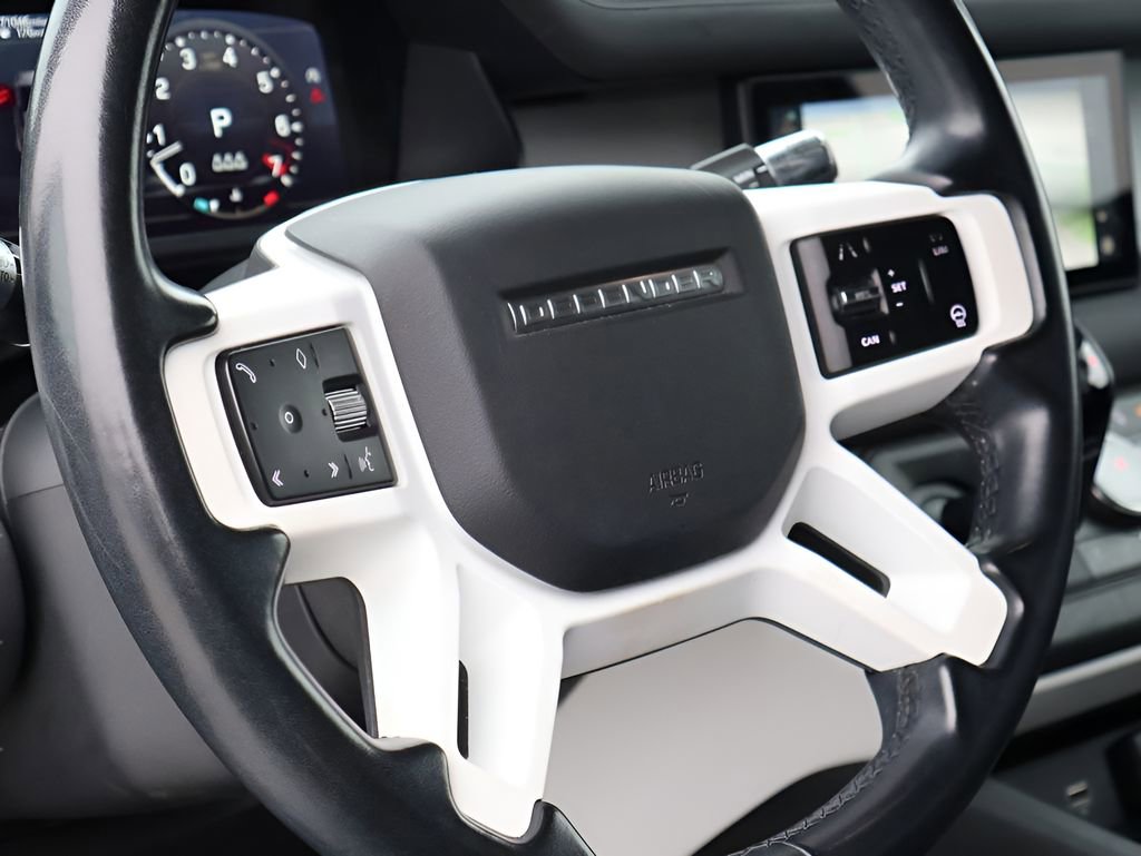 Used 2022 Land Rover Defender 110 X-Dynamic SE image 18