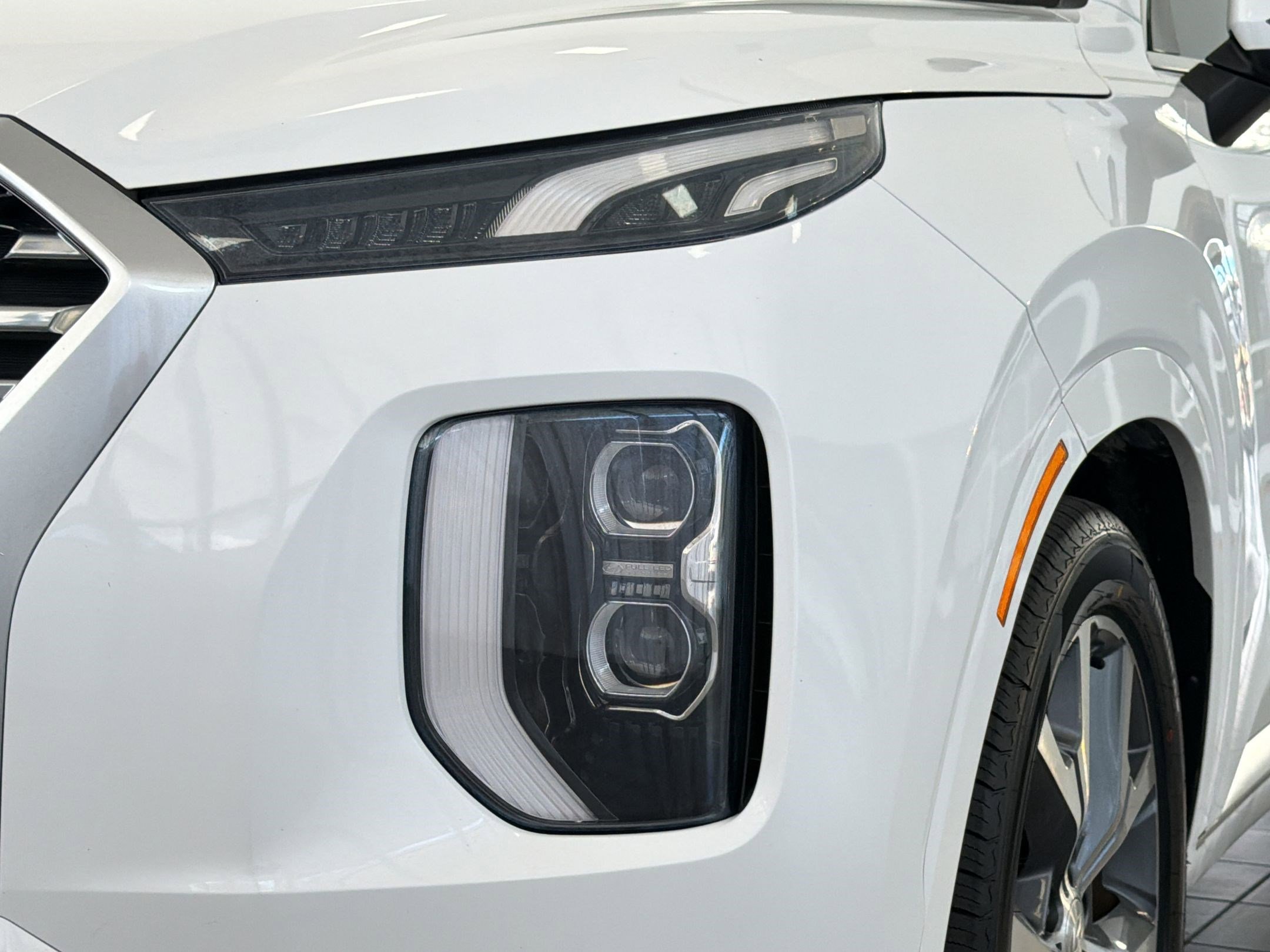 Used 2021 Hyundai Palisade Limited FWD image 11