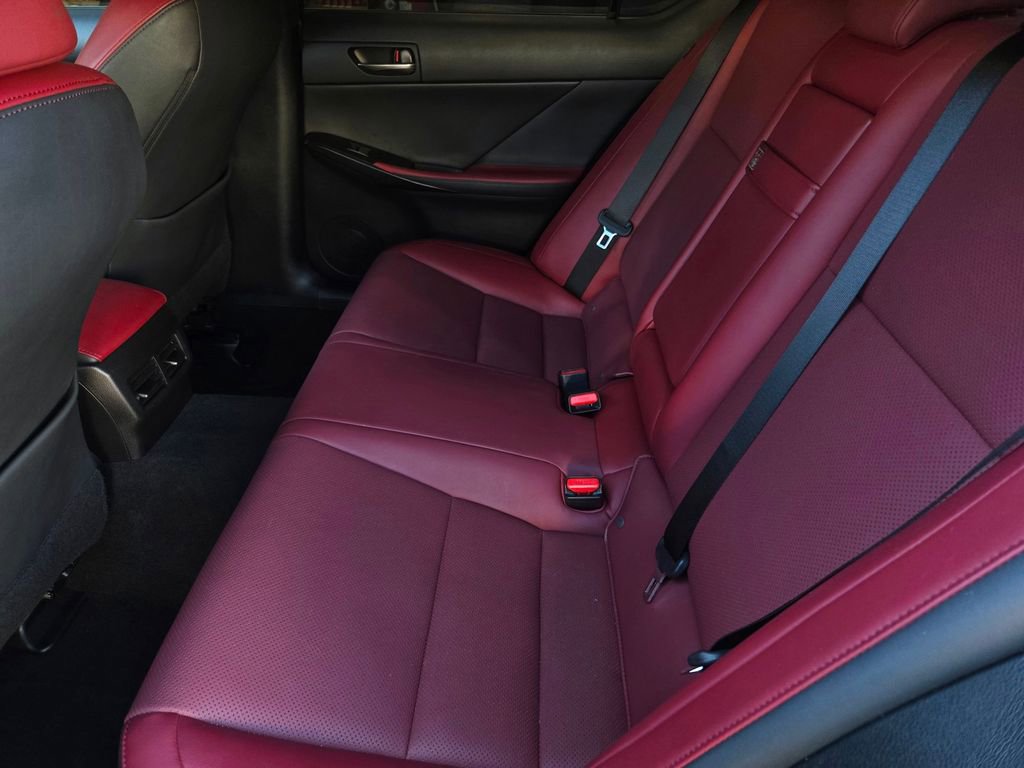 Used 2022 Lexus IS 300 300 w/ Premium Package image 12