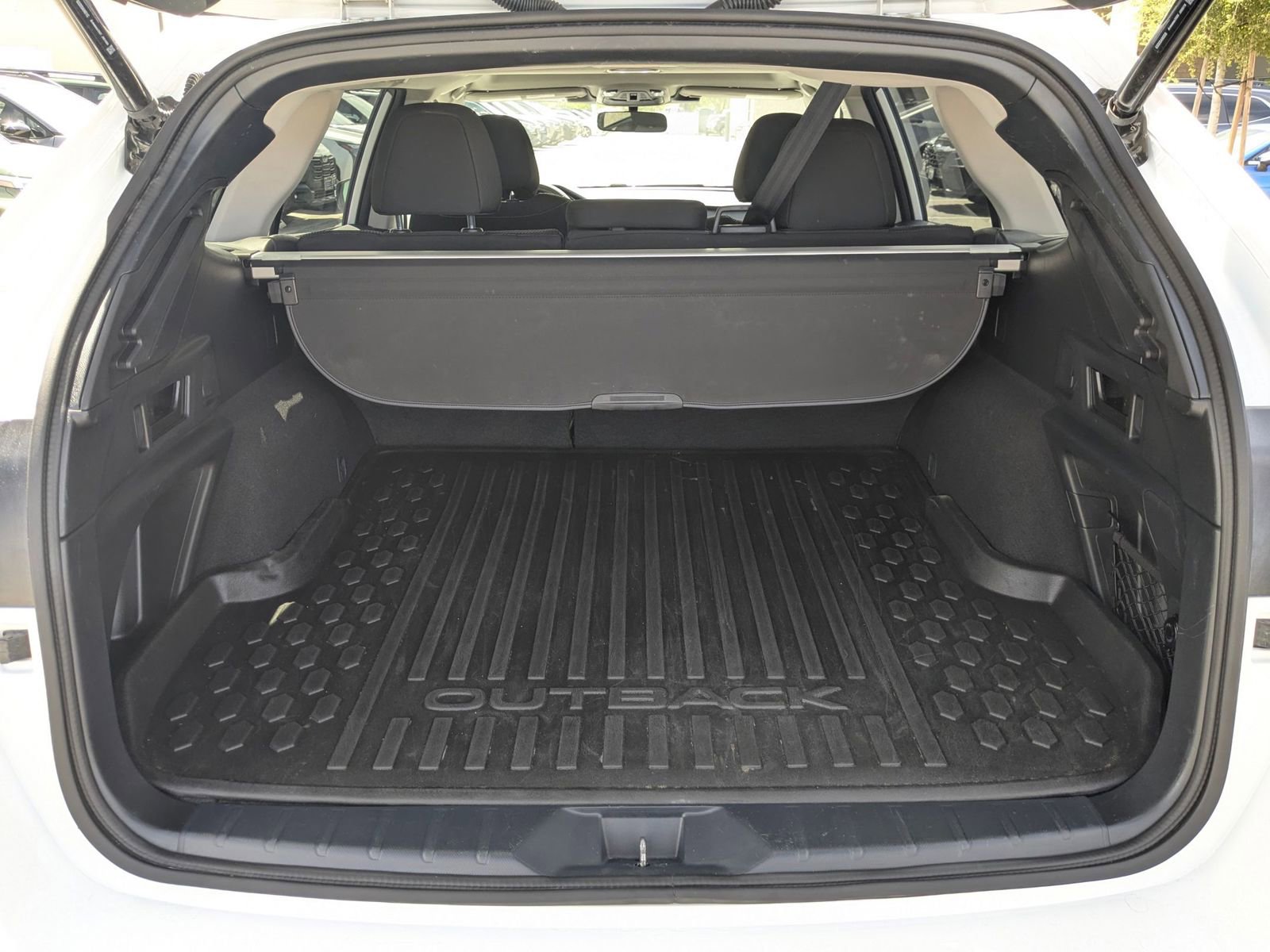 Used 2025 Subaru Outback Premium AWD/4WD image 26