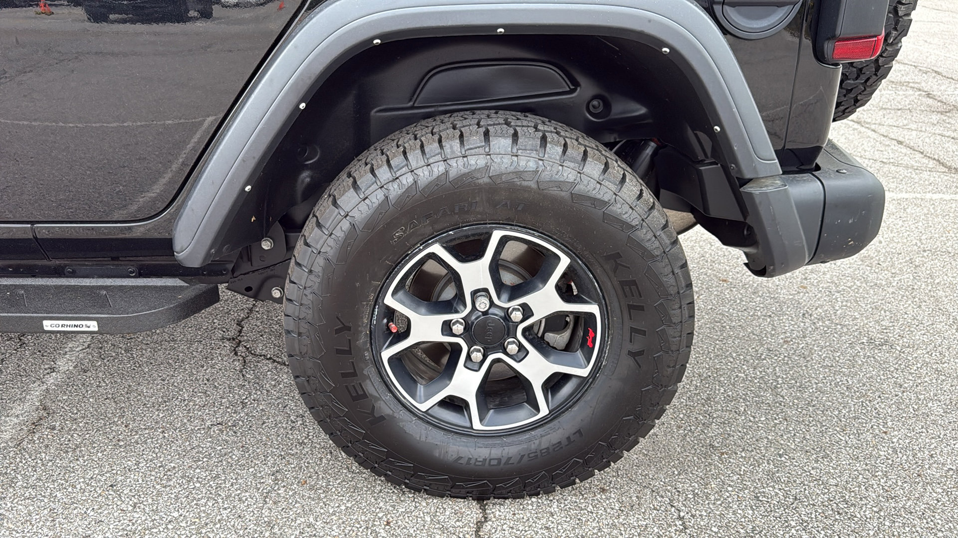 Used 2021 Jeep Wrangler Unlimited Rubicon AWD/4WD image 30