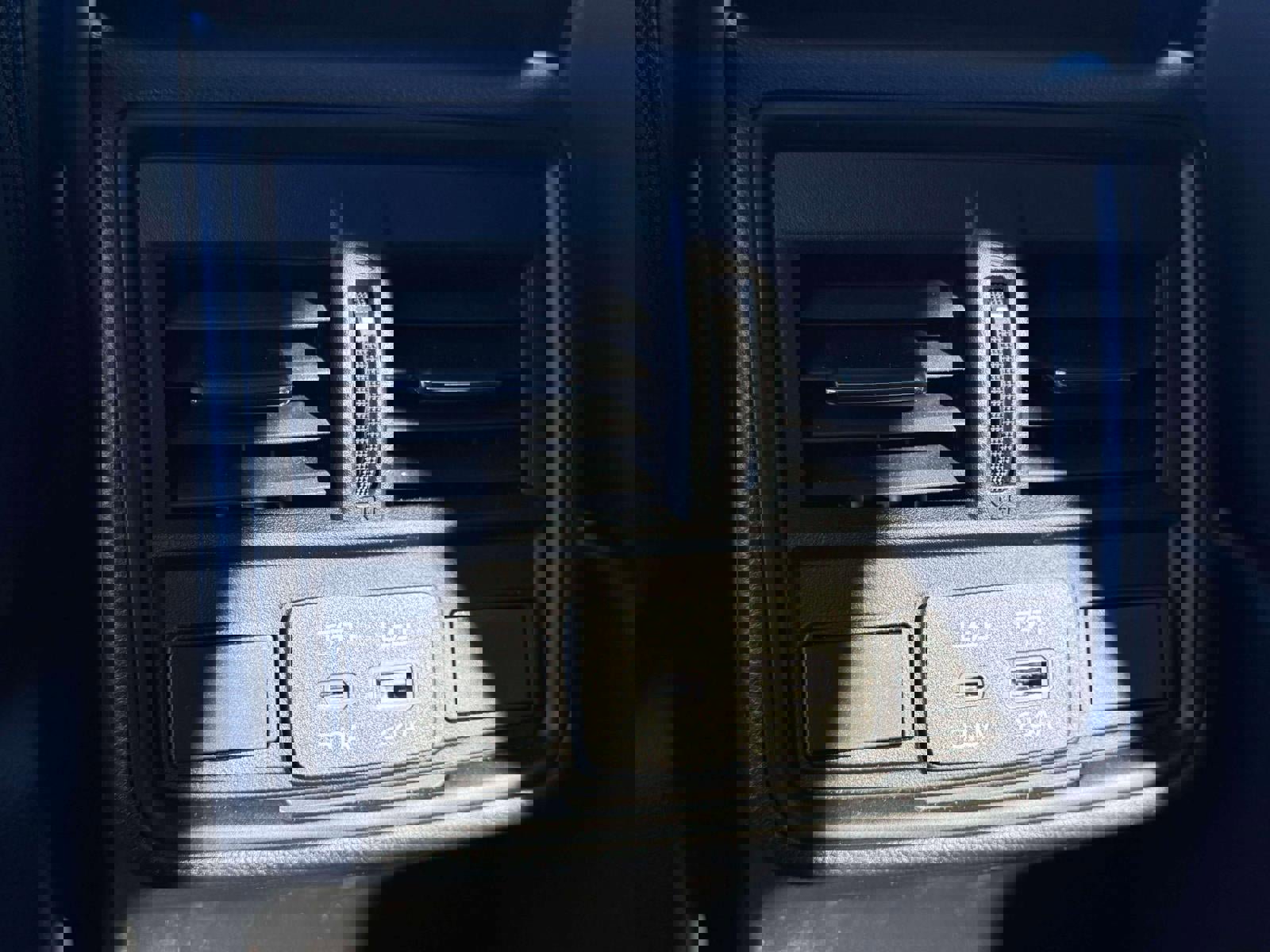 Certified 2025 Subaru Forester Premium w/ Protection Package (1PH) image 30