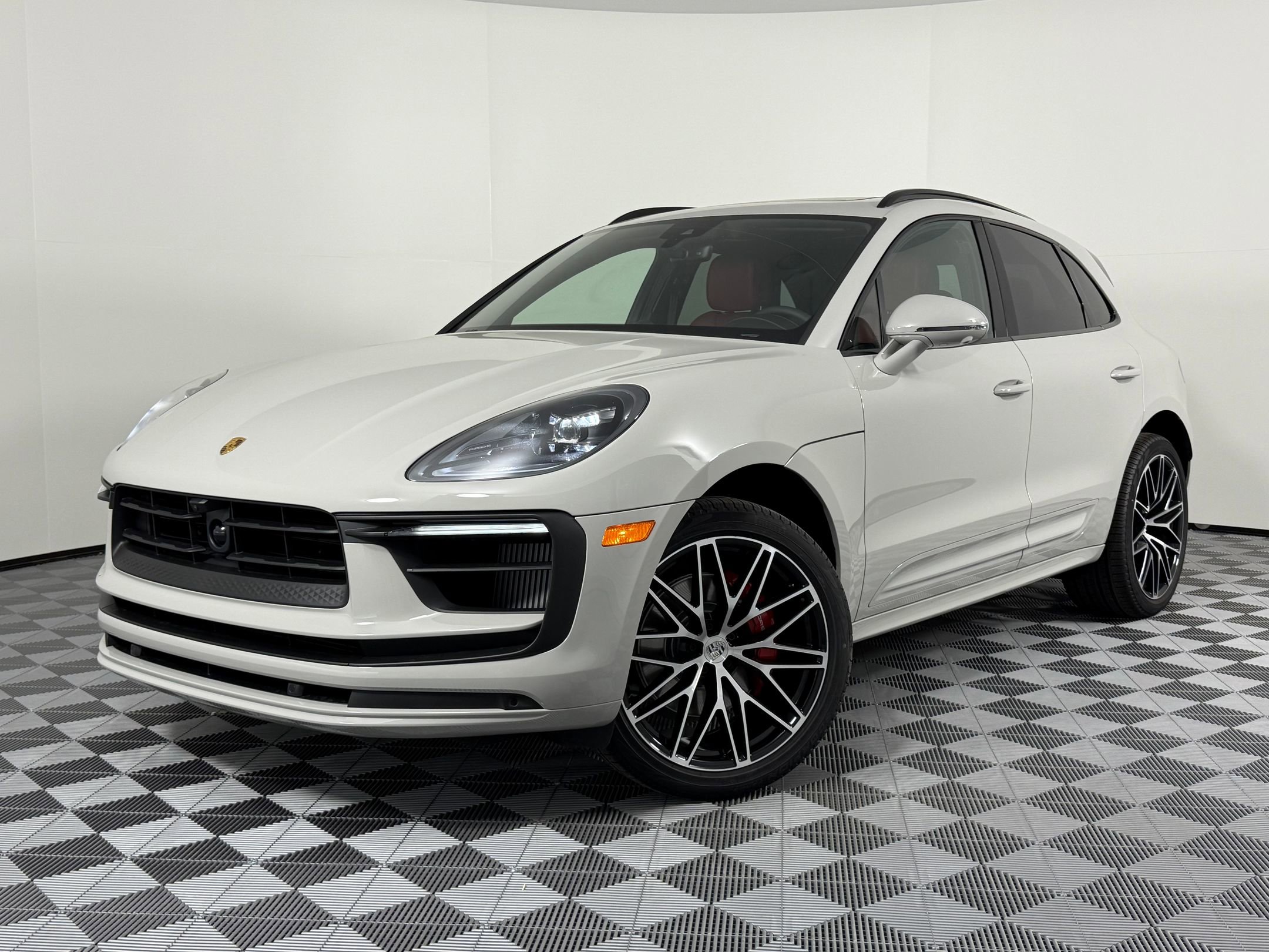 New 2026 Porsche Macan S