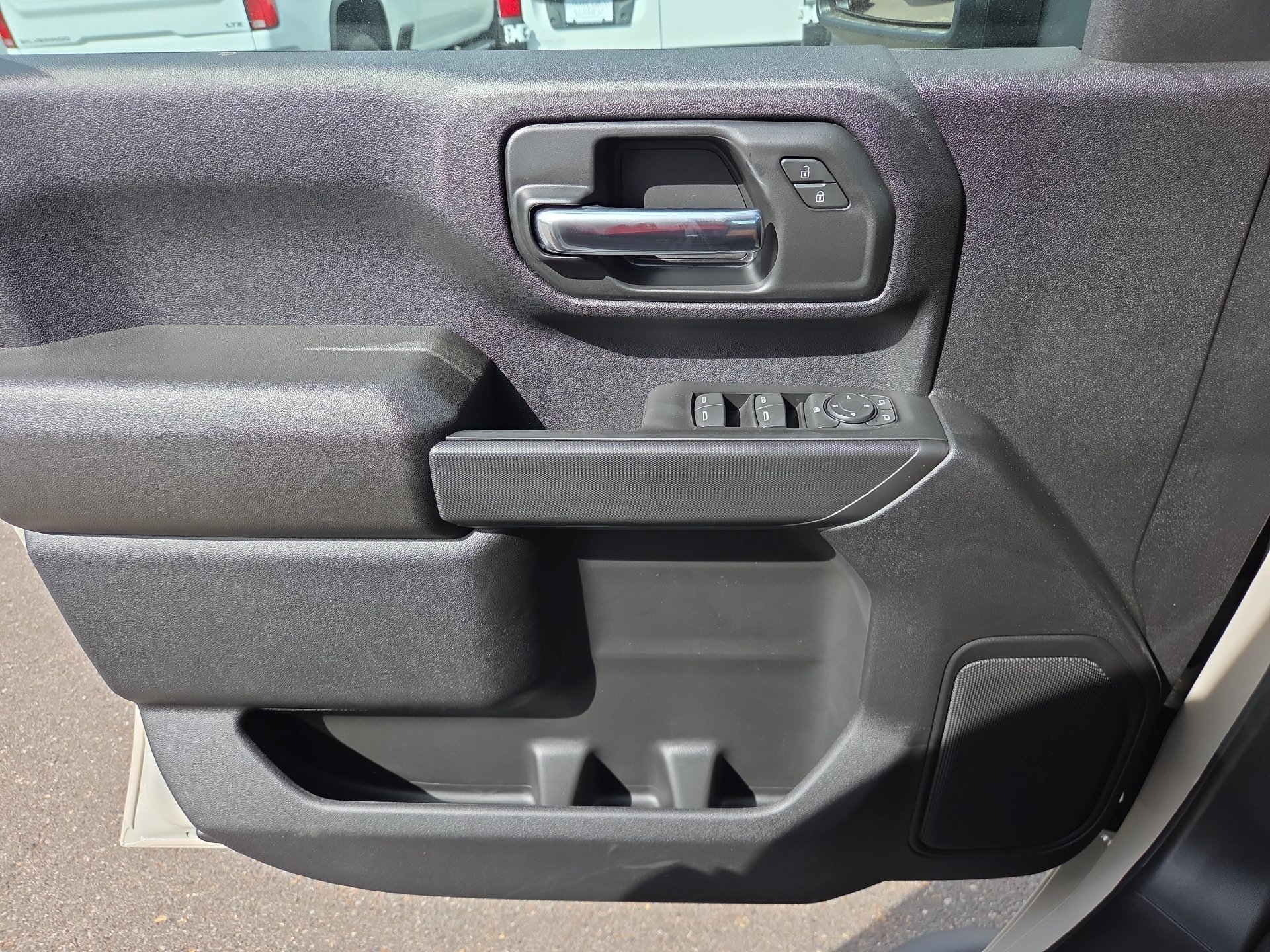 New 2026 Chevrolet Silverado 2500 Custom w/ Custom Convenience Package AWD/4WD image 17