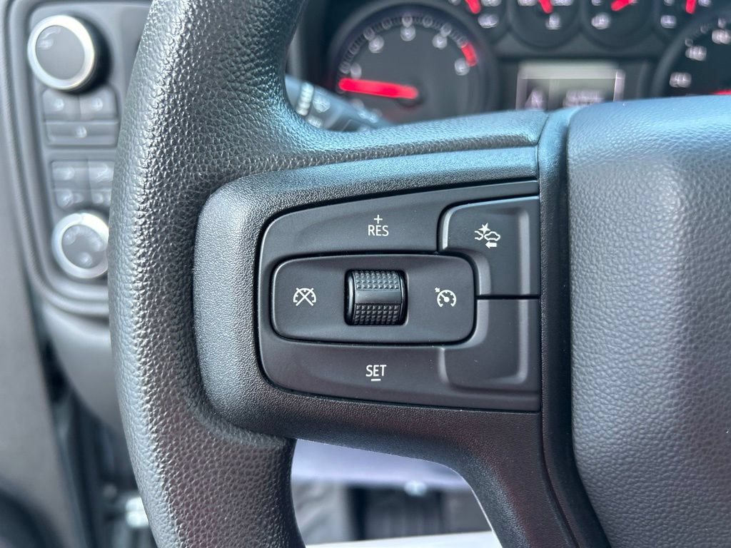 Used 2025 Chevrolet Silverado 2500 W/T AWD/4WD image 20