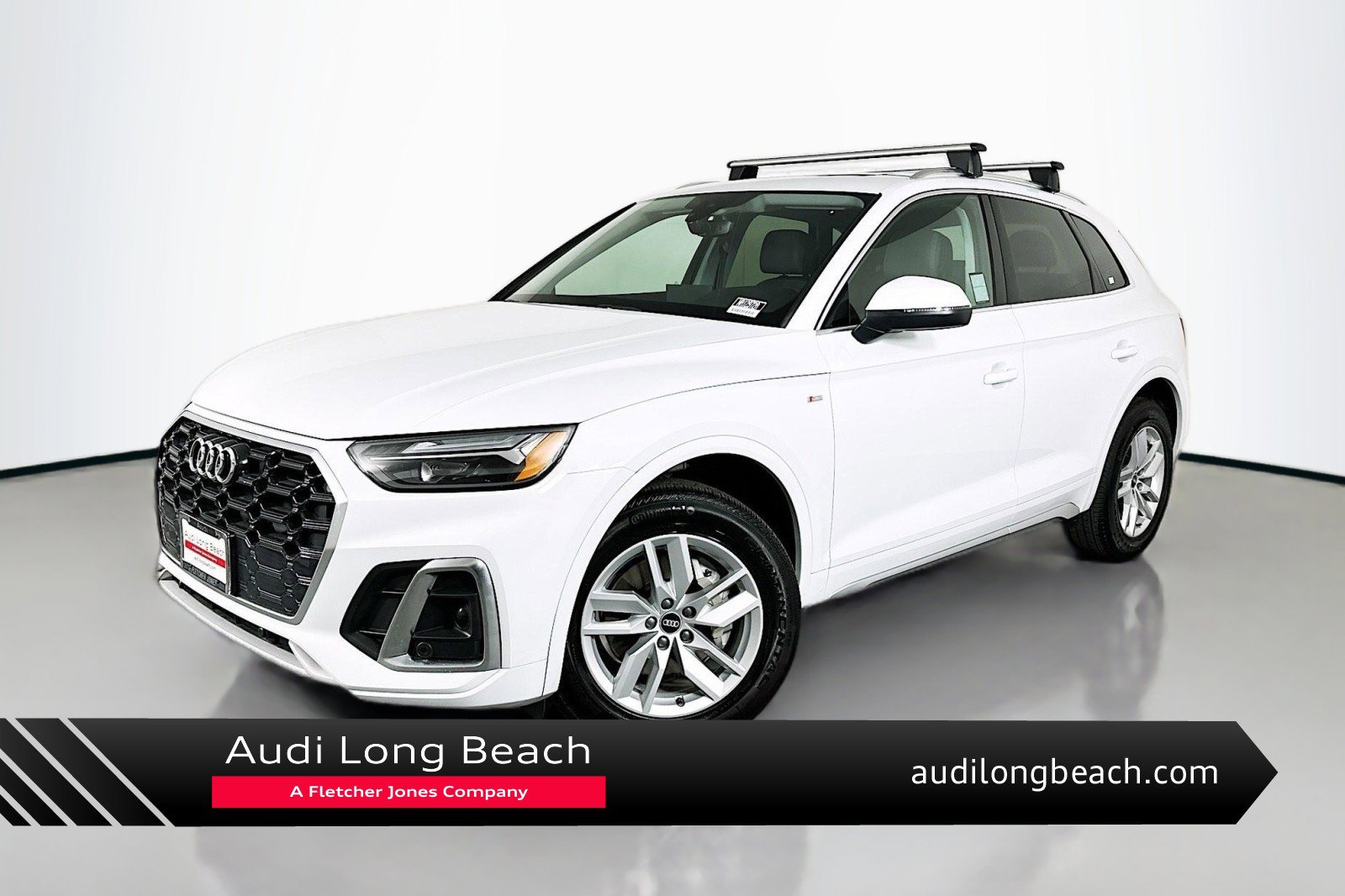 Used 2023 Audi Q5 2.0T Premium w/ Convenience Package image 1