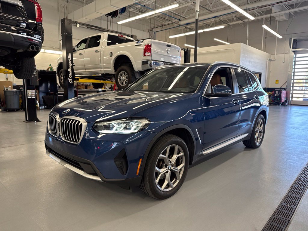 Used 2024 BMW X3 xDrive30i AWD/4WD image 9