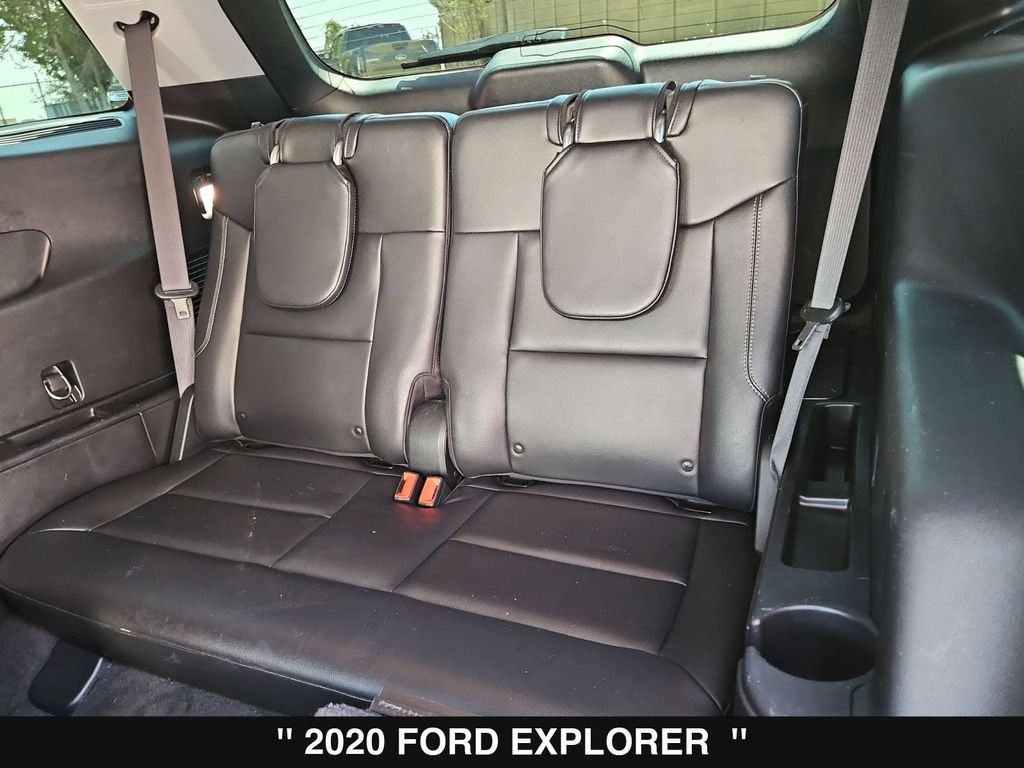 Used 2020 Ford Explorer Limited RWD image 17