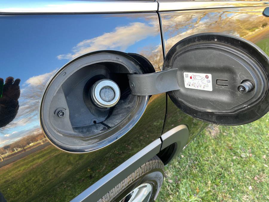 Used 2019 Jeep Cherokee Limited w/ Luxury Group image 35