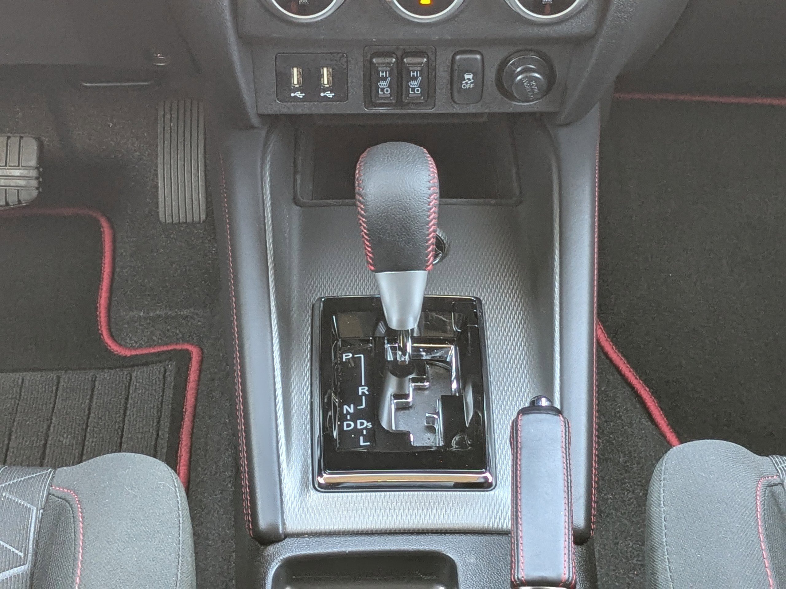 Used 2024 Mitsubishi Outlander Sport SE image 19