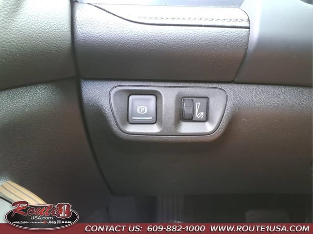 Used 2020 GMC Acadia SLE w/ Driver Convenience Package AWD/4WD image 31
