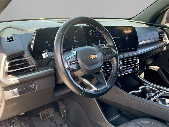 Used 2024 Chevrolet Traverse LS FWD image 13