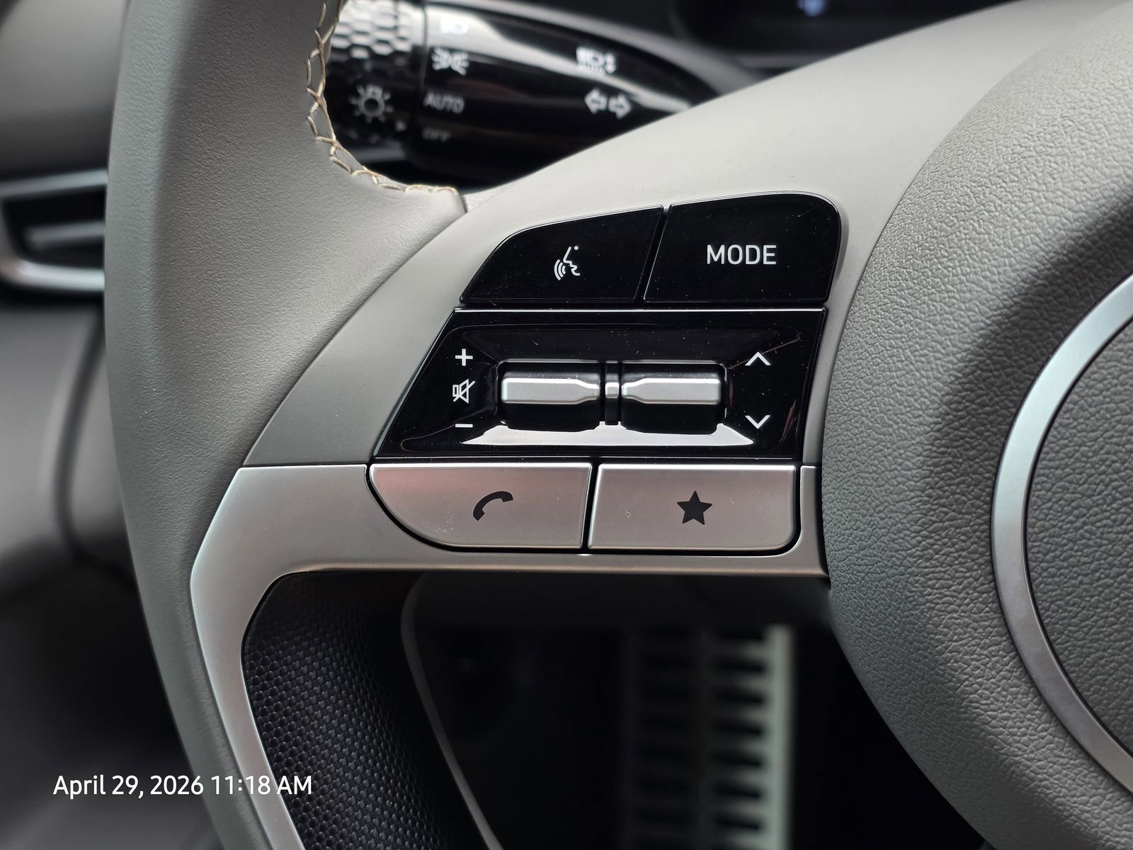 Certified 2025 Hyundai Elantra Sport FWD image 26