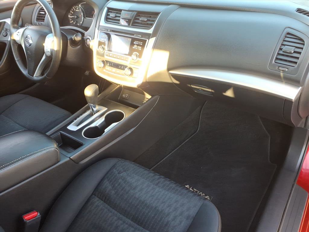 Used 2017 Nissan Altima 2.5 SV image 10