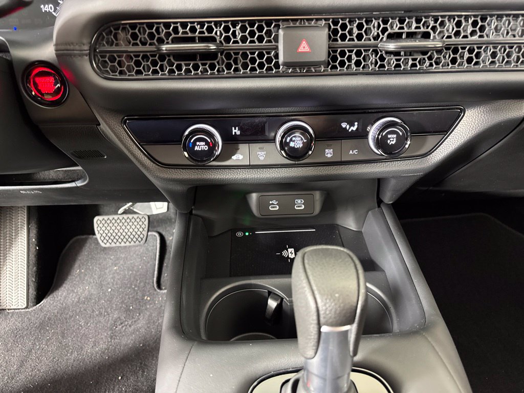 Used 2027 Honda HR-V LX image 30