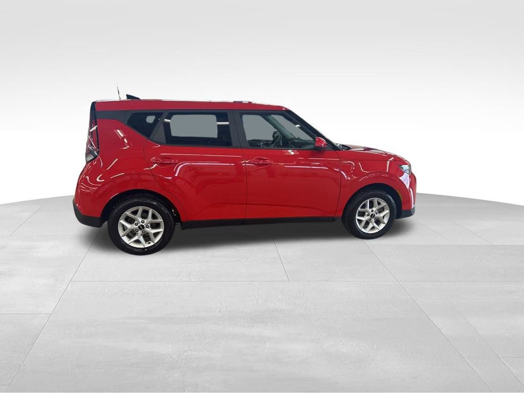 Certified 2023 Kia Soul LX w/ LX Technology Package image 29