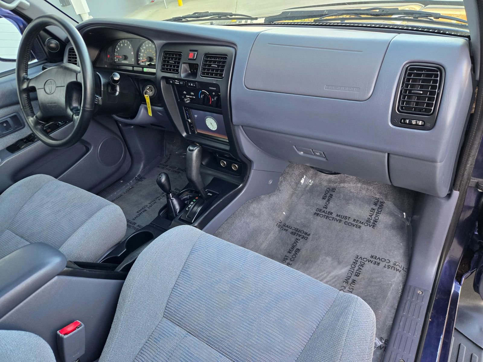 Used 2000 Toyota 4Runner SR5 image 21