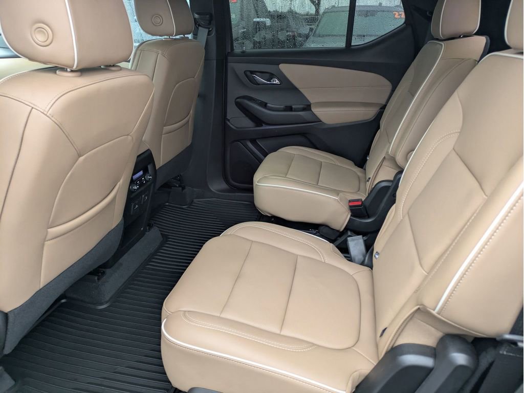 Certified 2023 Chevrolet Traverse Premier image 13