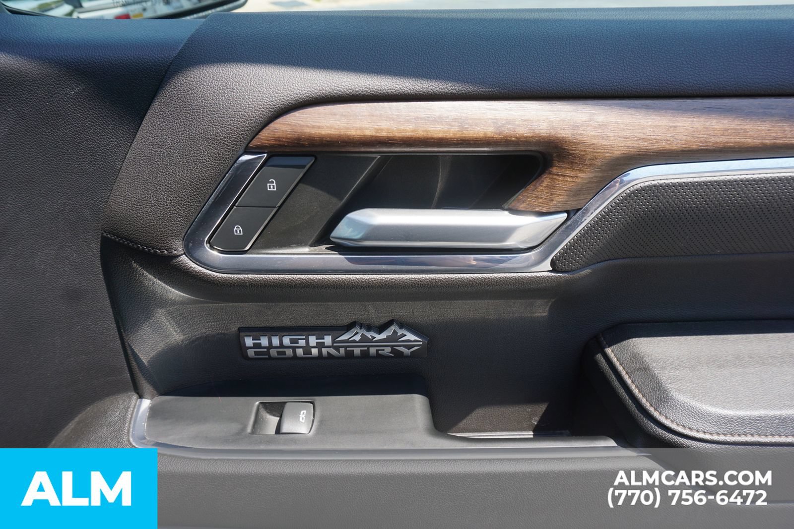 Used 2023 Chevrolet Silverado 1500 High Country w/ High Country Premium Package AWD/4WD image 49