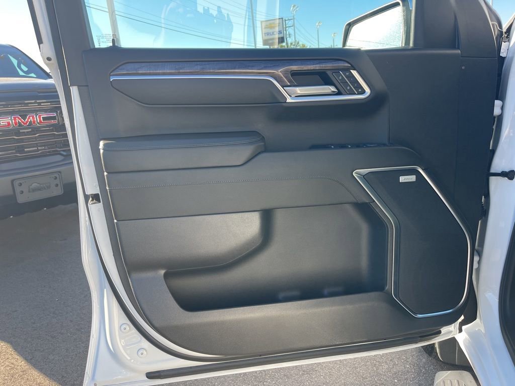 Used 2024 Chevrolet Silverado 1500 LTZ w/ Technology Package image 28